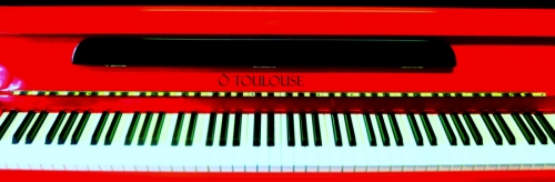 Piano Toulousain rouge  noir - La Mi du Piano